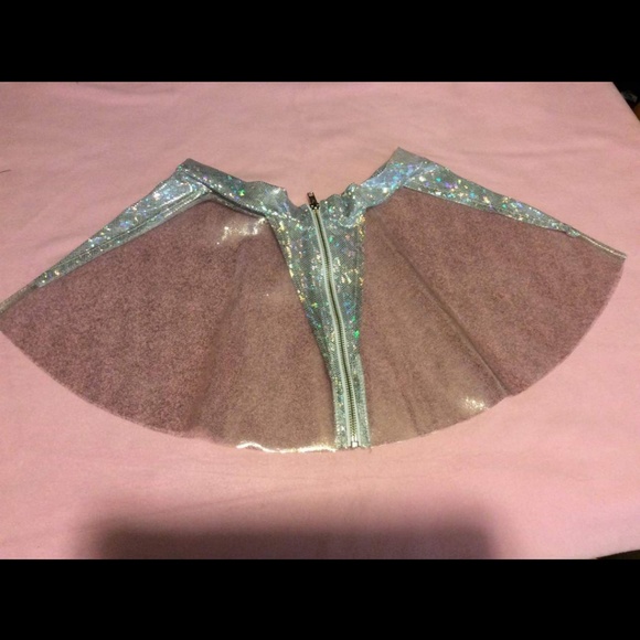 Clear vinyl skirt - Picture 1 of 1